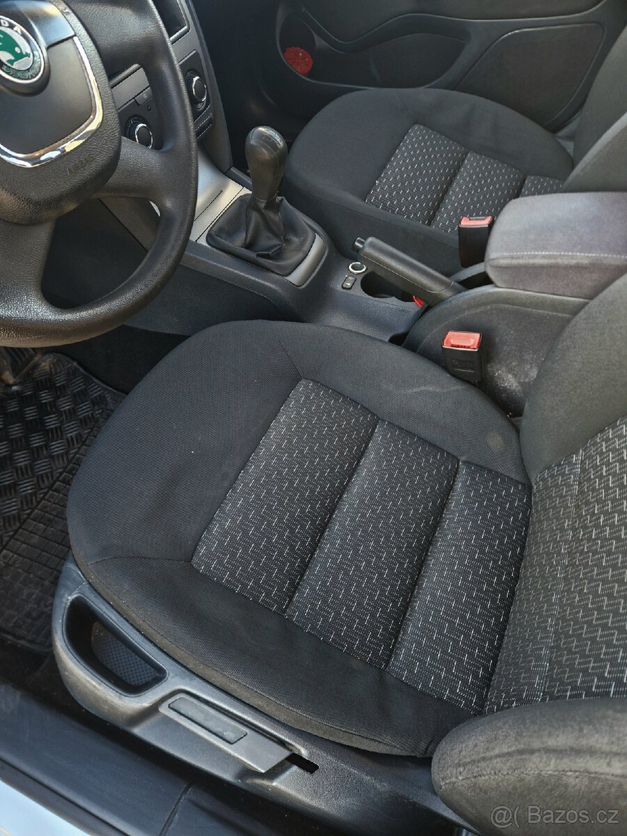 ŠKODA OCTAVIA 1.6 TDI 77kW combi - 10