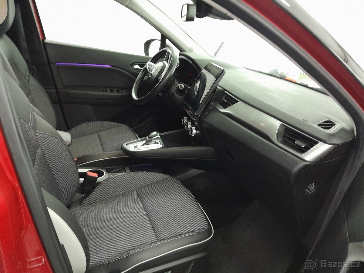 Renault Captur 1,6 Hybrid - 10