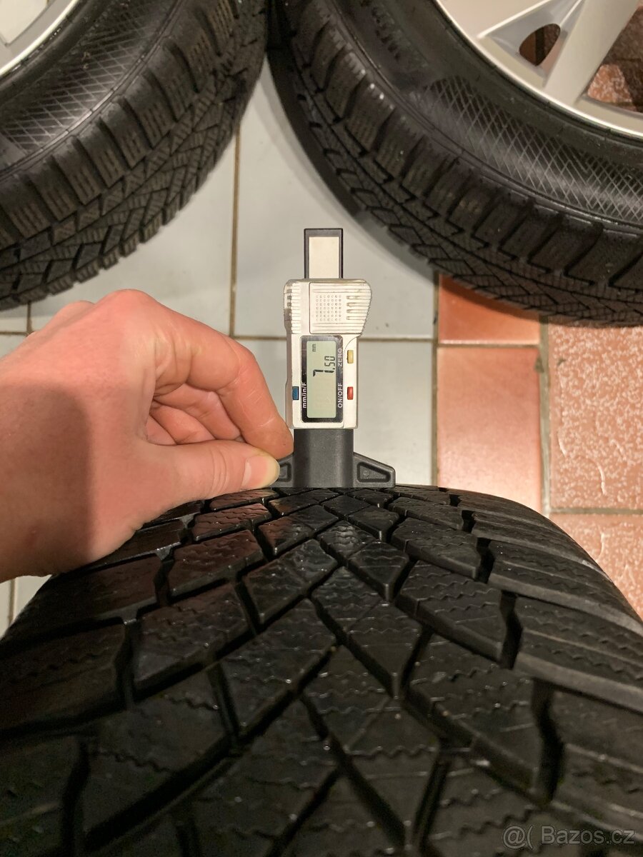 Alu kola Škoda R17 5X112 ZIMNÍ PNEU 205/55 R17 LYRA - 10