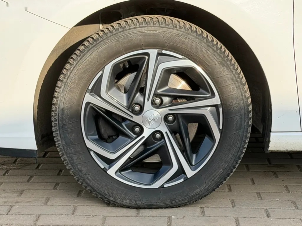Hyundai i30, 1.6CRDi 85kW AUTOMAT SMART - 10