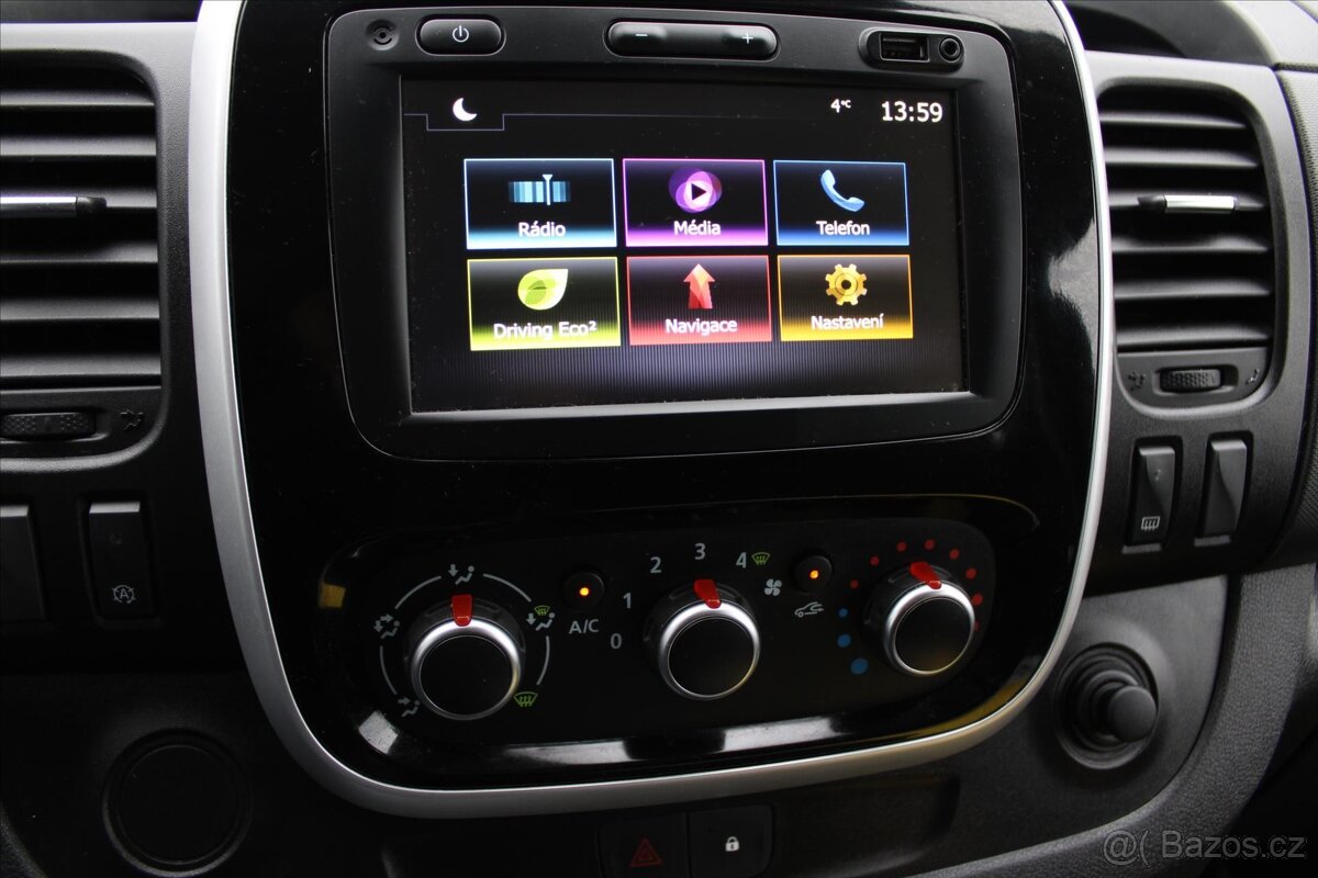 Renault Trafic 2.0 dCi 6 MÍST LED NAVI TAŽNÉ (2020) - 10