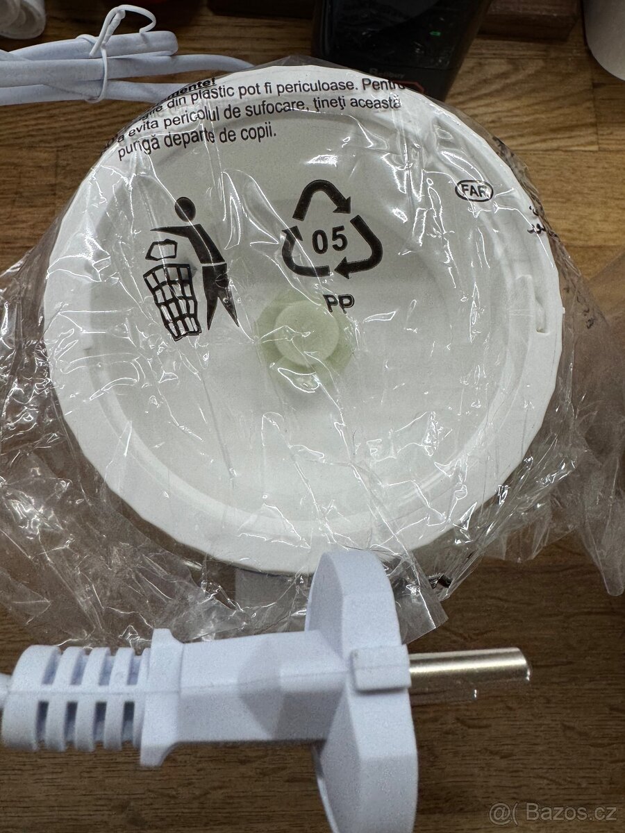 Stolní mixér 1500ml a 350ml - 10