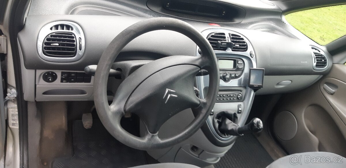 Citroen Xsara Picasso - 10