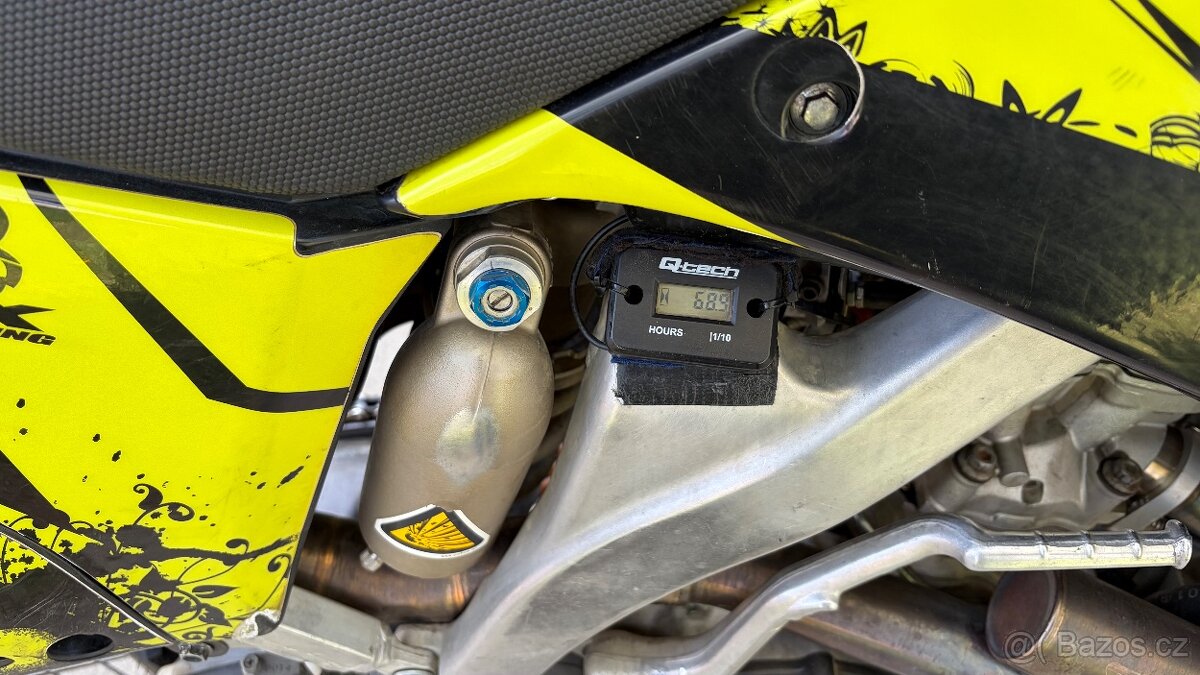 Yamaha YZ250F 2008 - karburátor. - 10