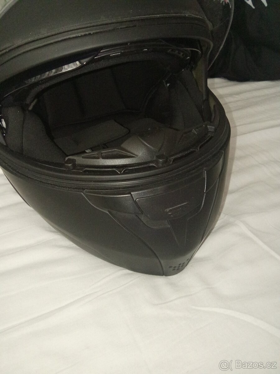 Vyklápěcí přilba Ozone černá matná M - 10