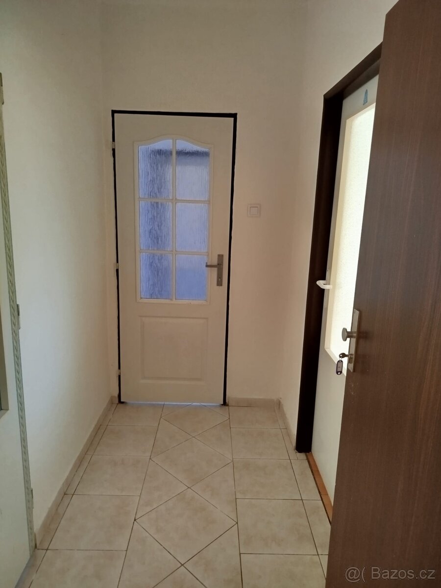 Pronájem bytu 3 + 1 Malnice - 10