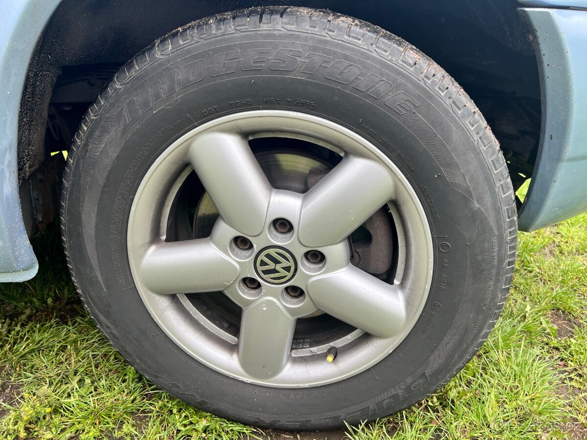 Volkswagen Caravelle, 2,5 Tdi 111 Kw, pěkný stav. - 10