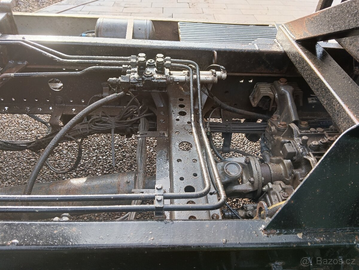 Hákový nosič kontejnerů - 10