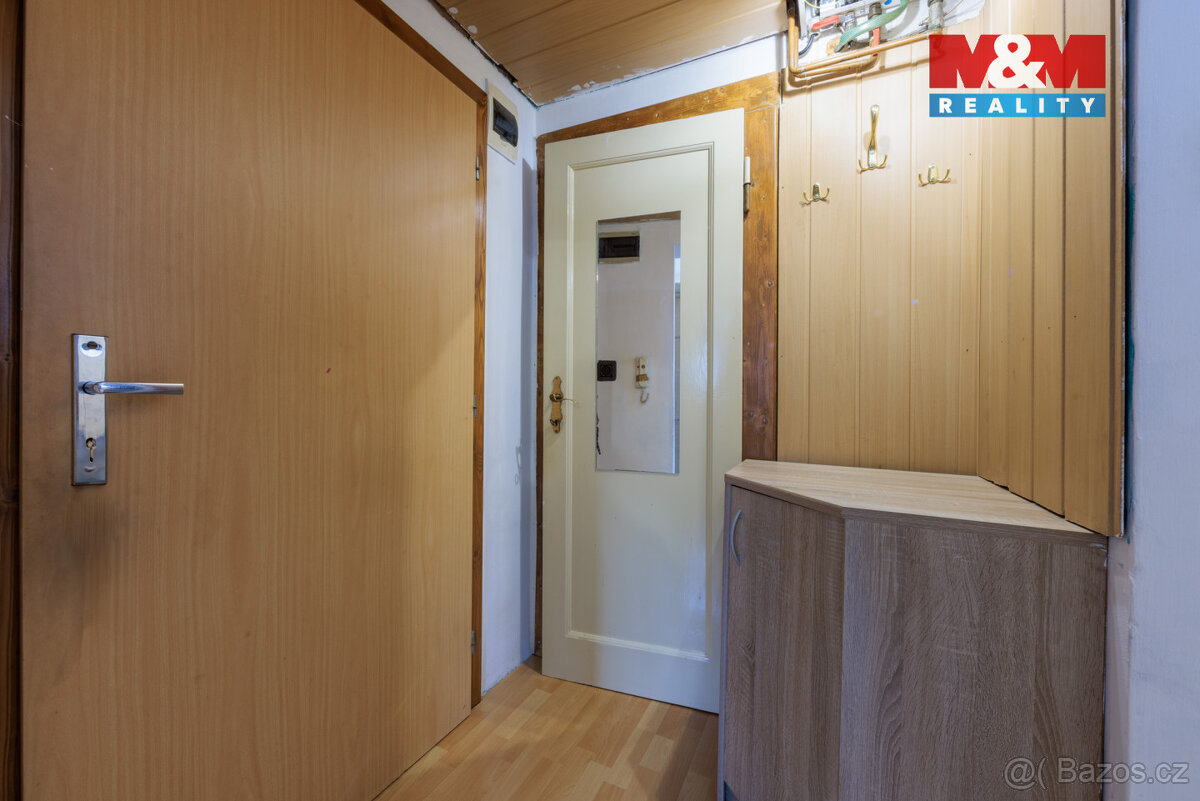 Prodej bytu 2+1, 45 m², Nejdek, ul. Závodu míru - 10