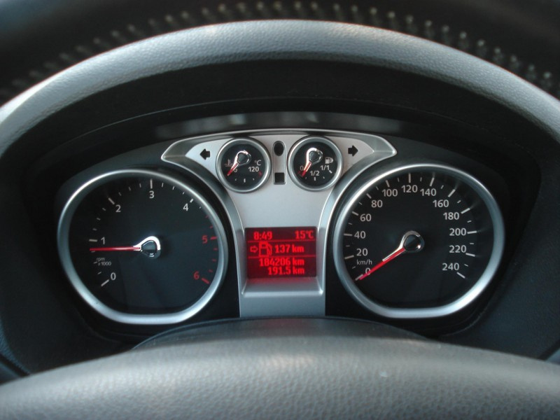 Ford B-MAX 1.6 TDCi 70 KW 1. Majitel - 10