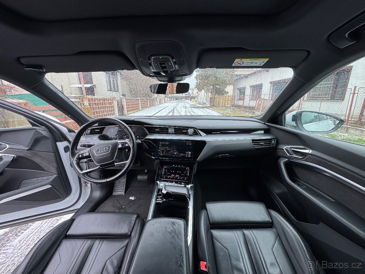Audi Etron Advanced 55 Quattro 300kW - 10