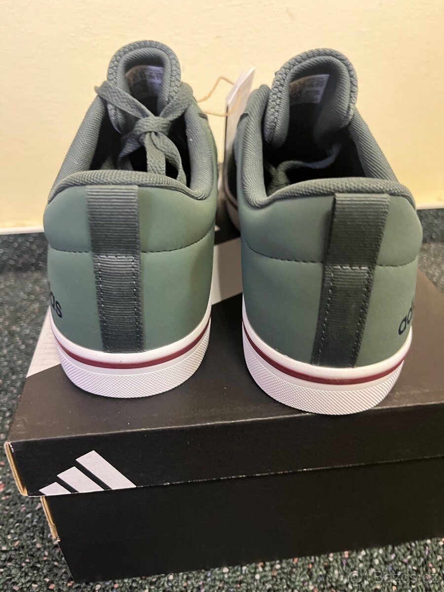 Pánské boty Adidas vel. 44 - 10
