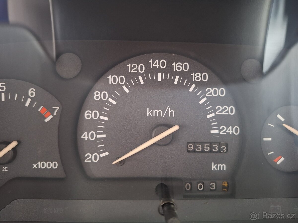 Ford Escort 1.4i - 10