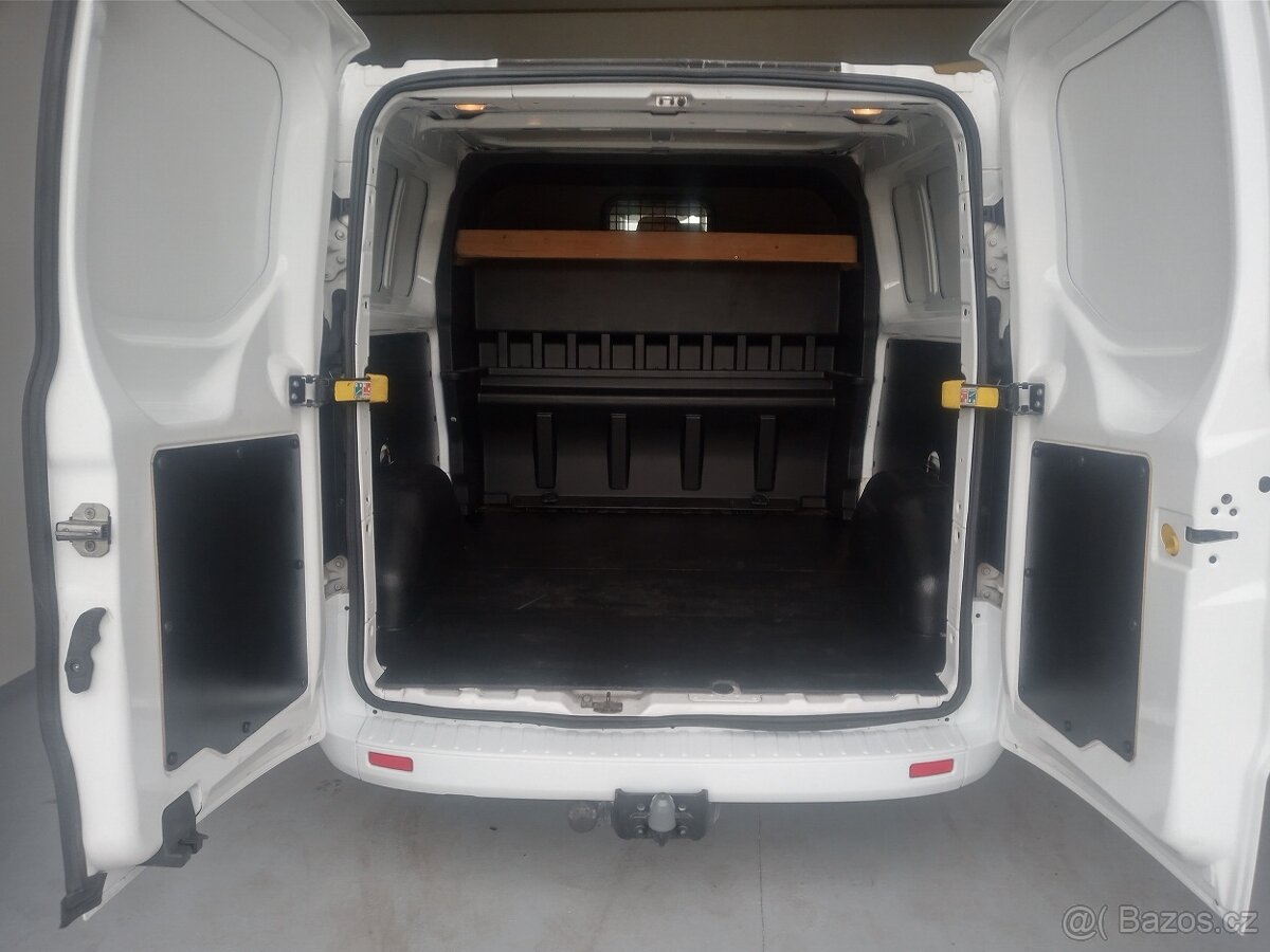 Ford transit Custom 2.2tdci 6 míst - 10