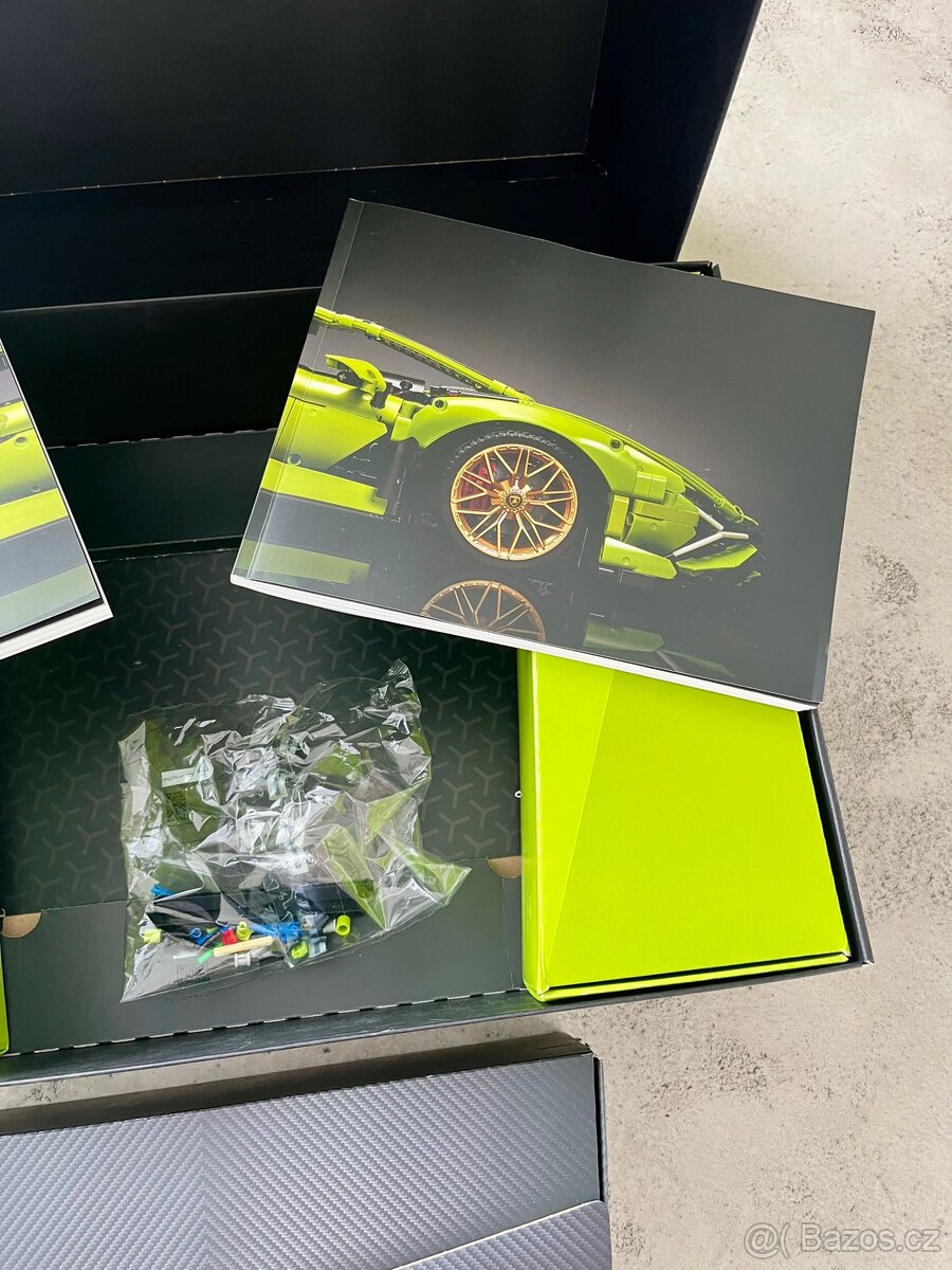 LEGO 42115 Technic - Lamborghini Sián FKP 37 - 10