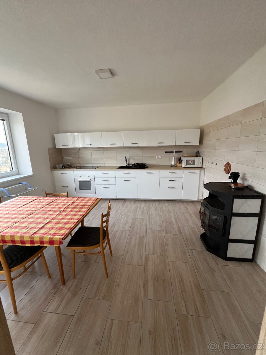 Byt v rodinném domě 2+1 Tečovice - 10