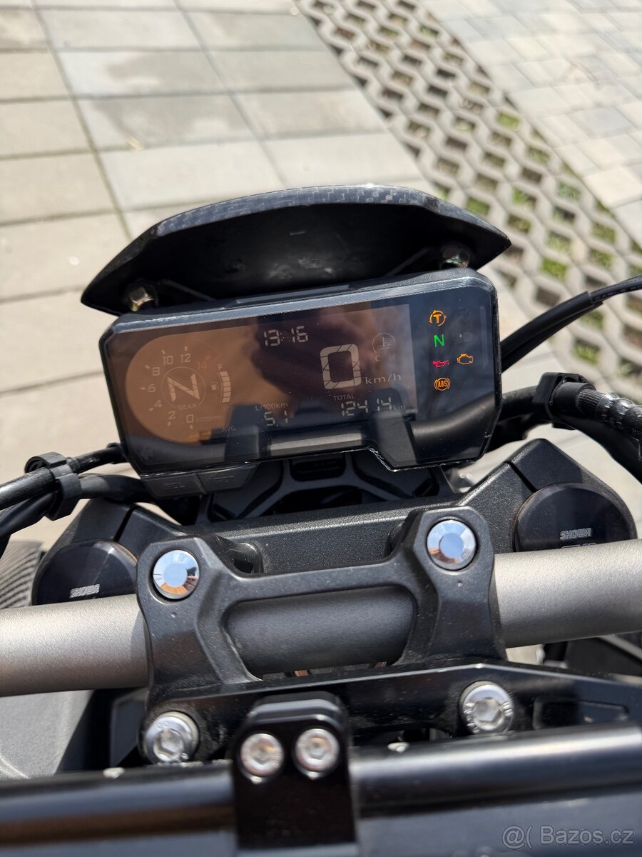 Honda cb650r - 10