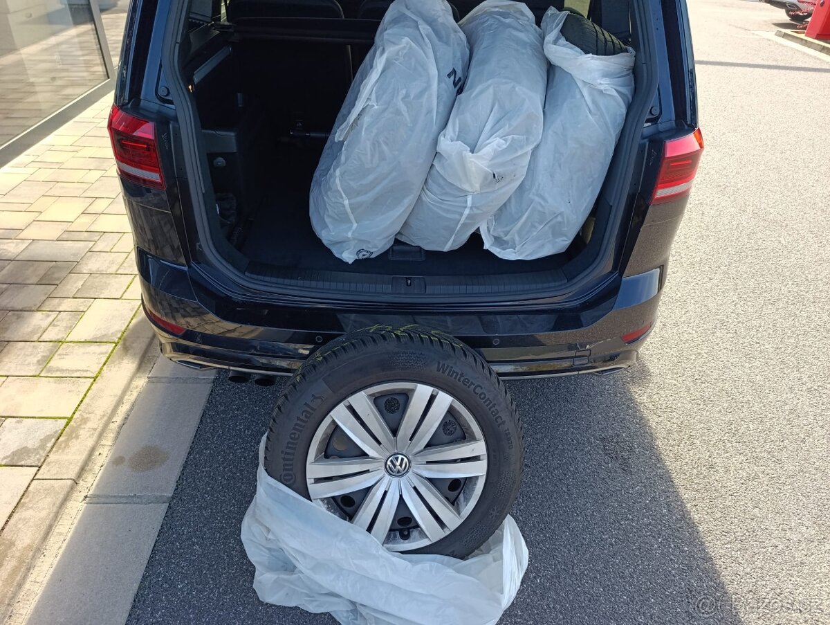 Volkswagen Touran 1.4 TSI R-Line TAŽNÉ ZAŘÍZENÍ - 10