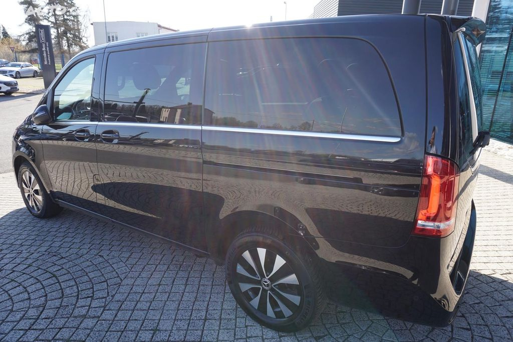 Mercedes-Benz Třídy V, V300 4Matic - 10