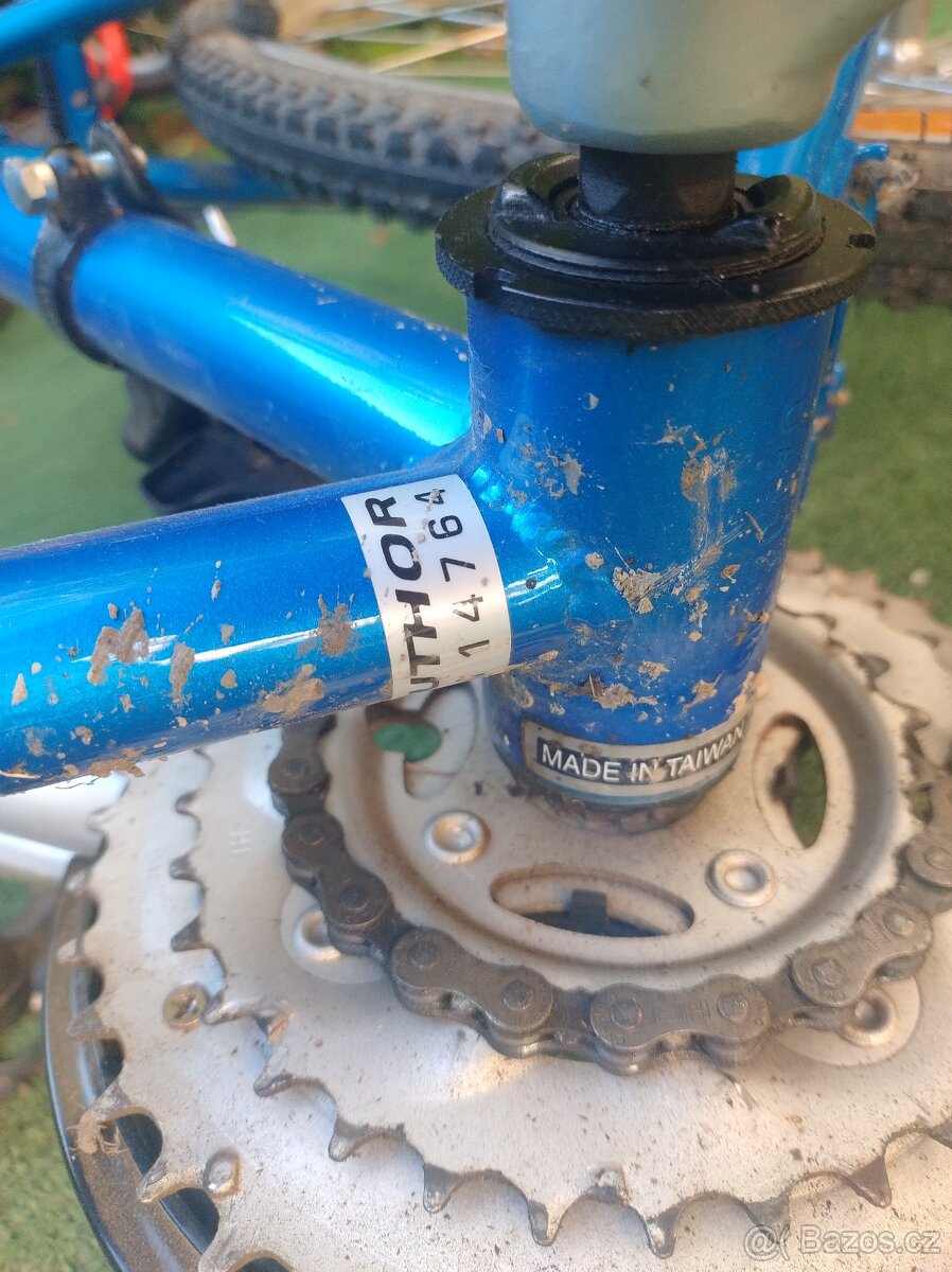 Téměř nejeté dětské trackové kolo Author Limit 24" - 10