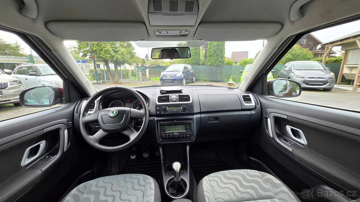 ŠKODA ROOMSTER STYLE PLUS EDITION 1.4 16V - 10