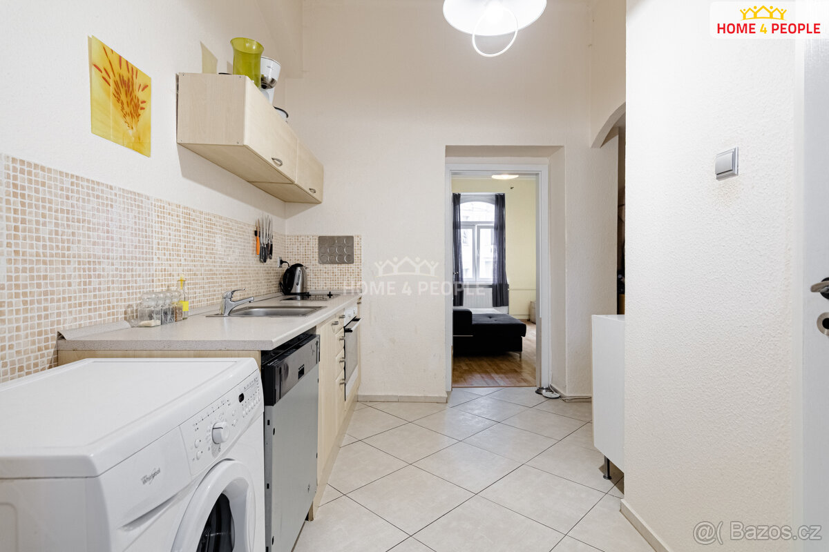 Prodej bytu 2+1, 52 m2, Karlovy Vary - 10