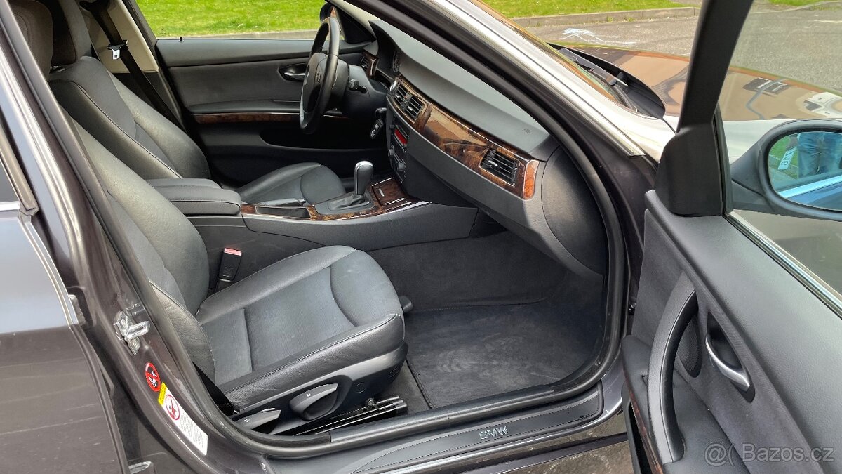 BMW E91 325i XENONY - 10