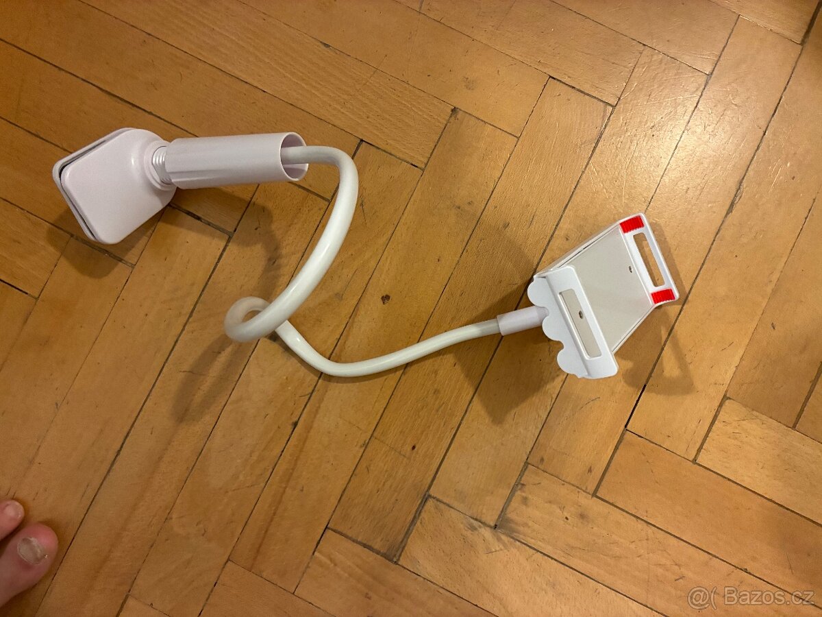 Různé věci zdarma k rozebrání, kancelářské potřeby, domácnos - 10