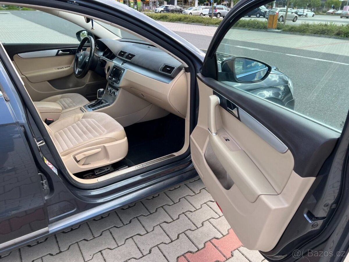 Volkswagen Passat 2.0 TDi 125kw 4x4 DSG NAVI - 10