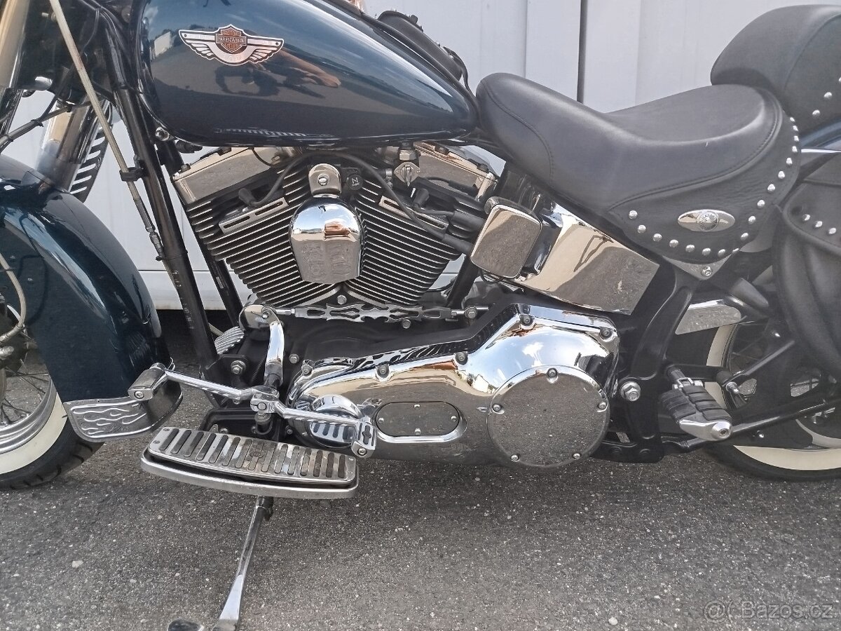 Harley Davidson heritage softail FLSTC - 10