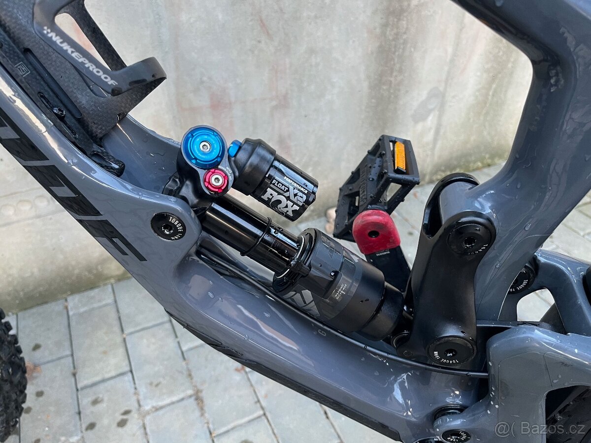 NUKEPROOF Giga 290 Elite Carbon L Enduro - 10