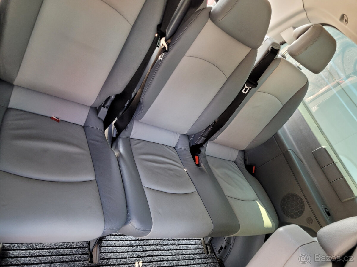 MERCEDES-BENZ VIANO V6 3.0CDi 150kW LONG 8míst automat - 10