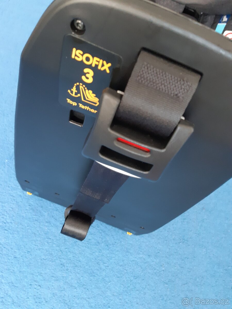 MAXI COSI AxissFix Nomad Black - 10