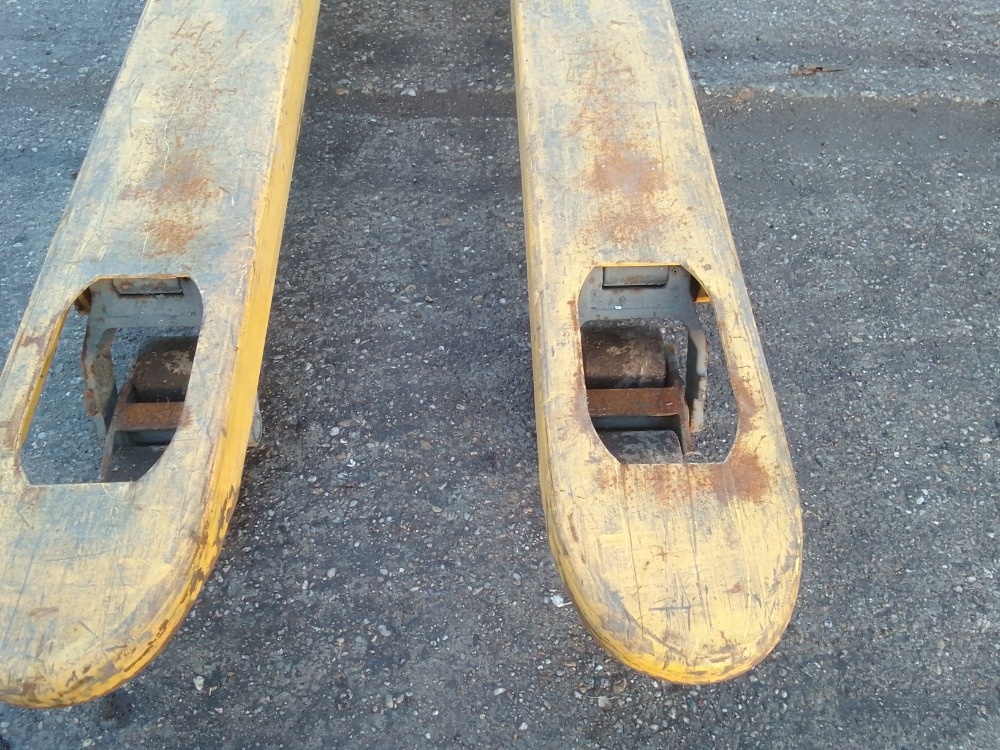 Paletový vozík 4 - 10