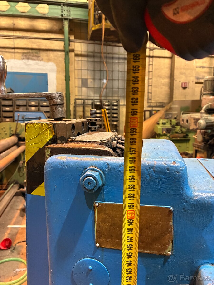 Prodám malou vertikální obrážečku Stanko Stanko 7A12 - 10