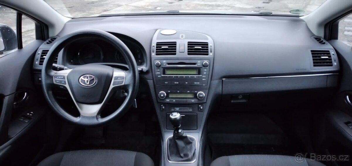 Toyota Avensis Kombi Life 1,6 16V 2011 130tis.km TOP STAV - 10