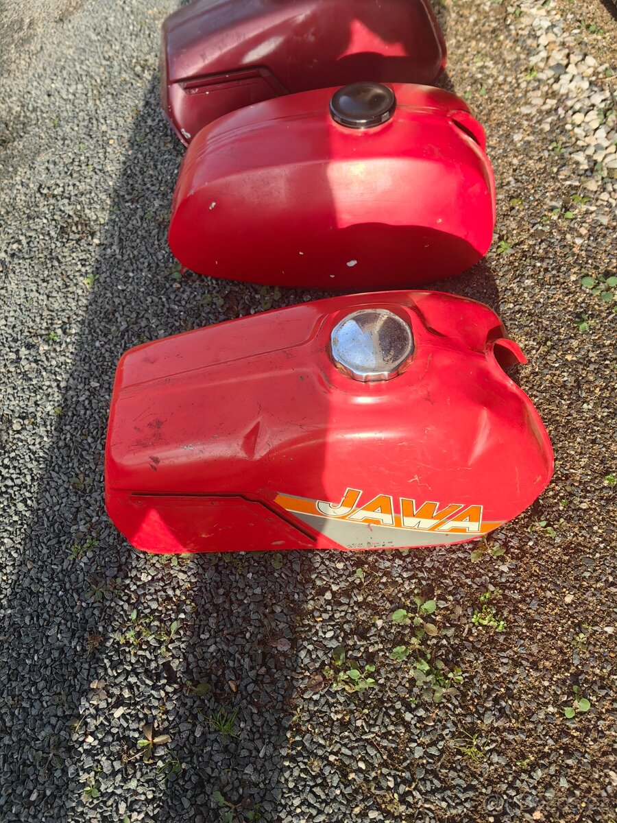 Jawa 350/ 634 638 nádrže - 10
