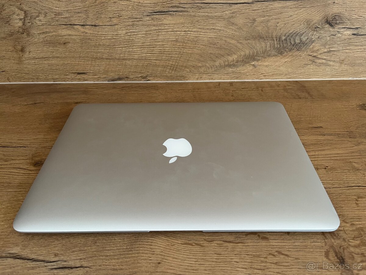MacBooky Pro a Air 2015-2019 - 10