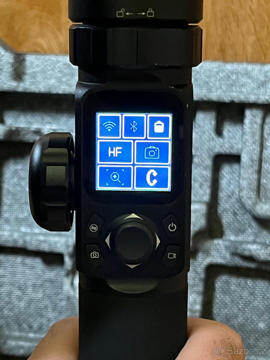 Feiyu Tech AK4000 - 10