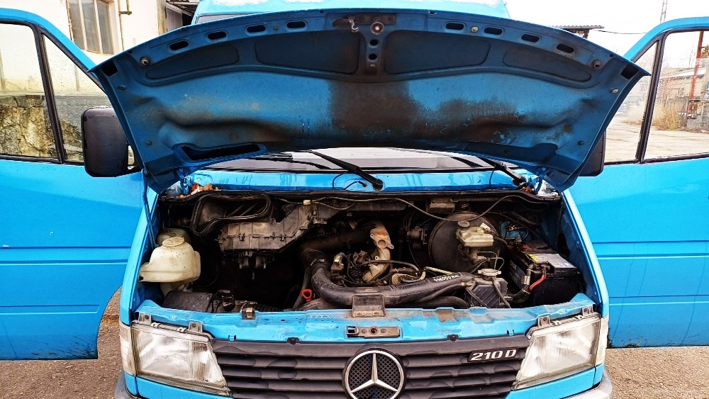 mercedes sprinter 210D bus 9 mist - 10