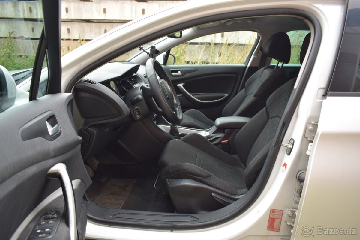 Citroën C5 KOMBI 2.0HDi/FACELIFT/MANUÁL/ - 10