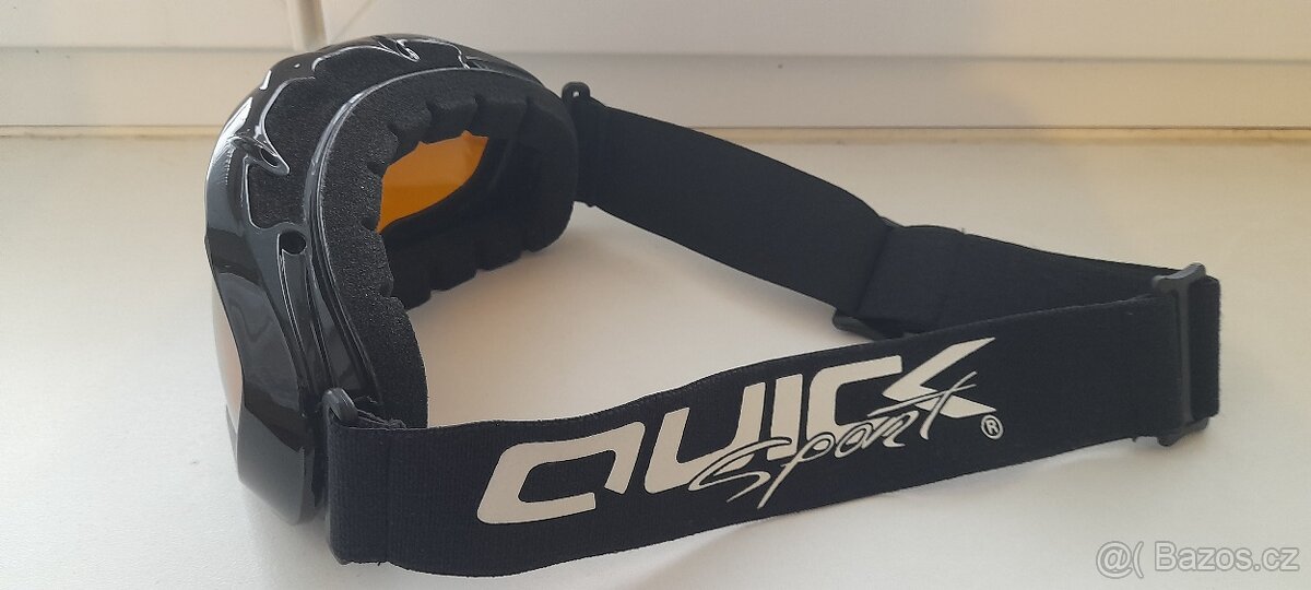 Lyžařská přilba + brýle - 10