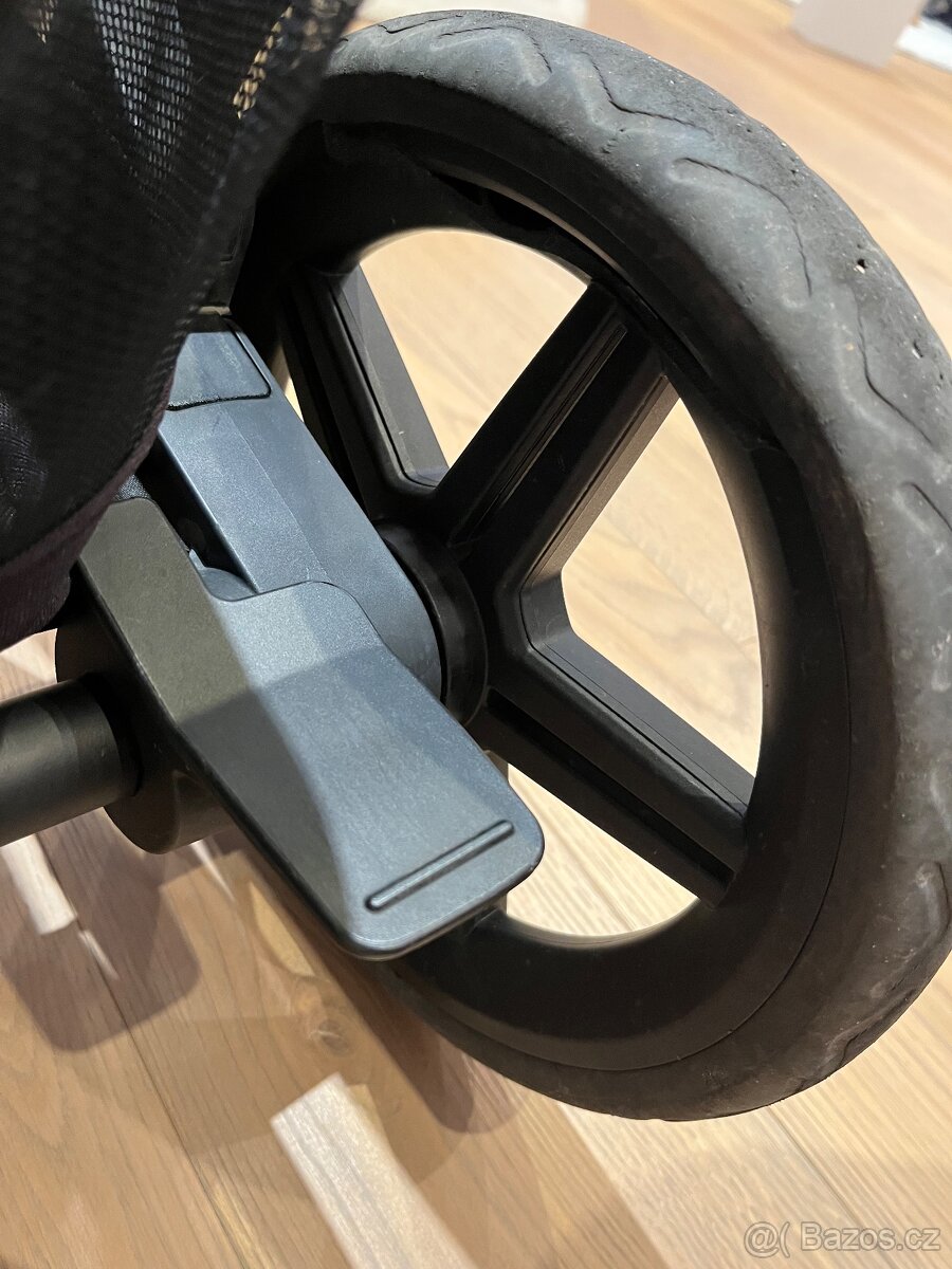 Joolz Geo 3 Space Black - 10