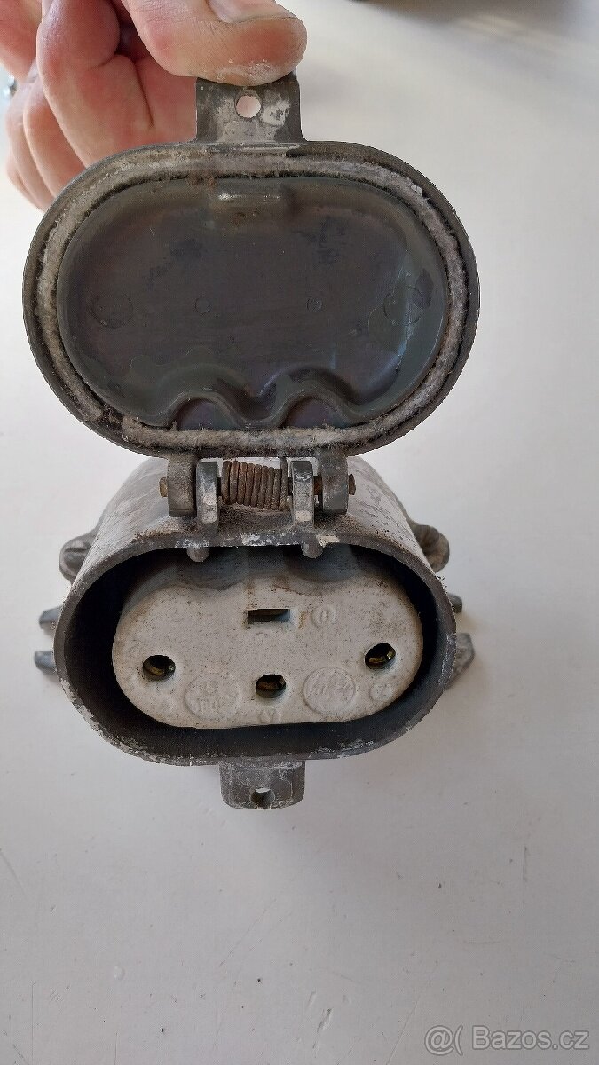 Stropní svítidlo, zásuvka 25A, 380V, zásuvka 16A,380V - 10