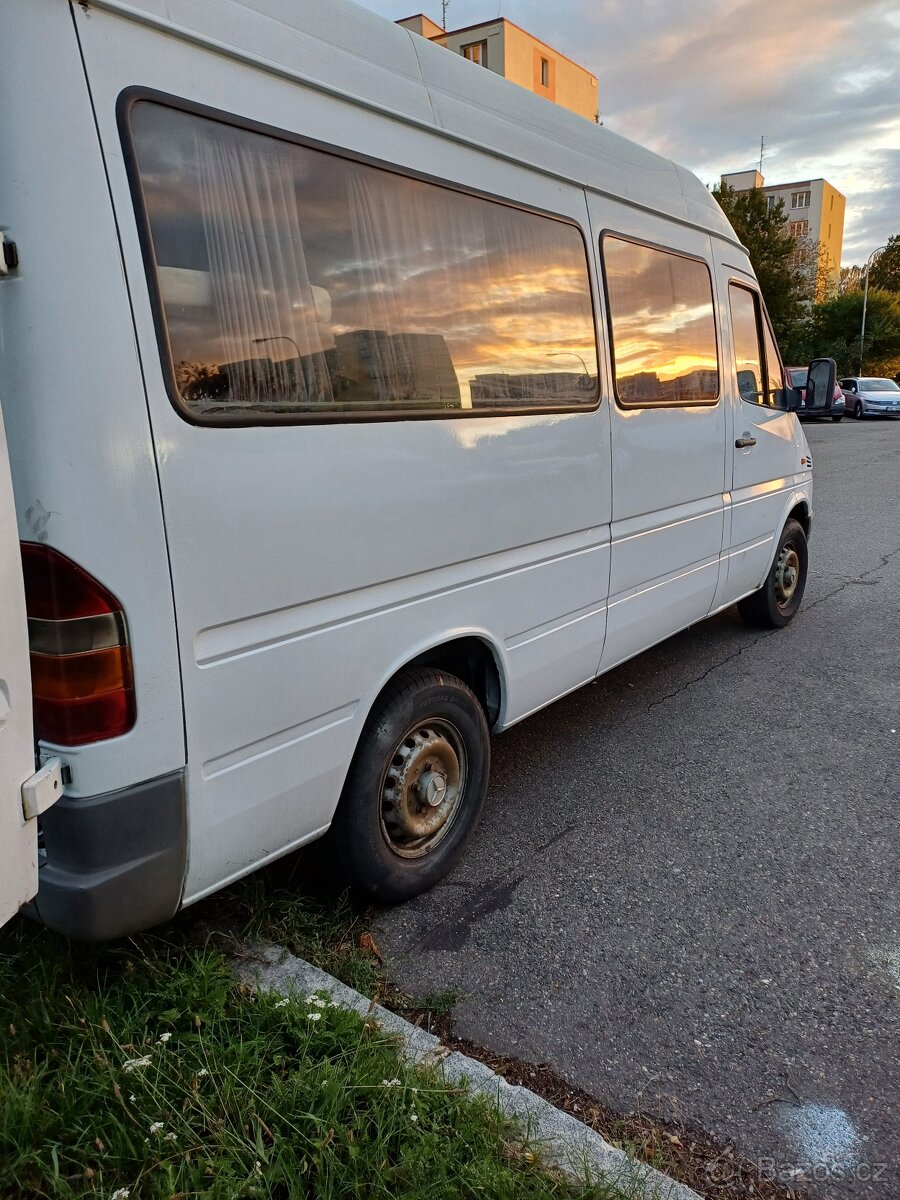 Mercedes sprinter 2.2 80kw. - 10