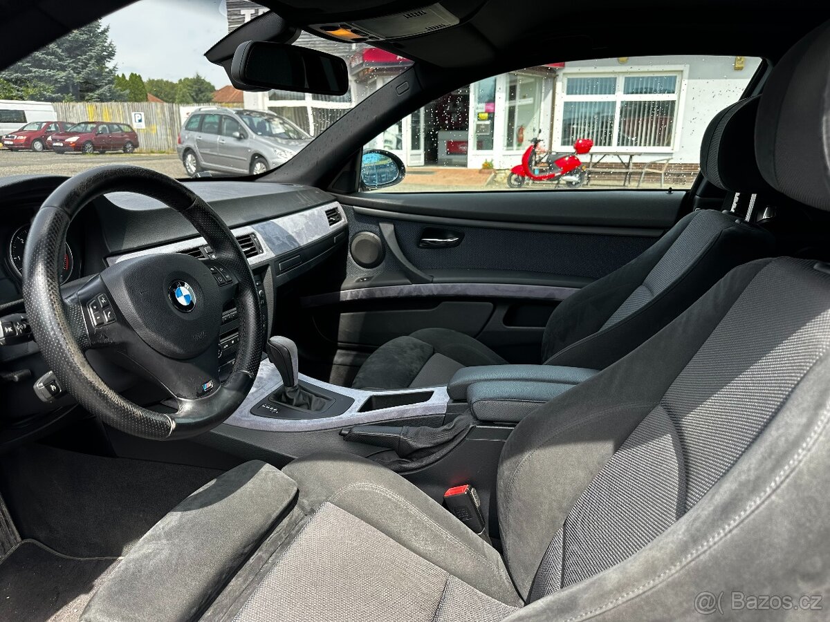 BMW ŘADY 3 320d COUPE - M-PAKET - AUTOMAT - 10