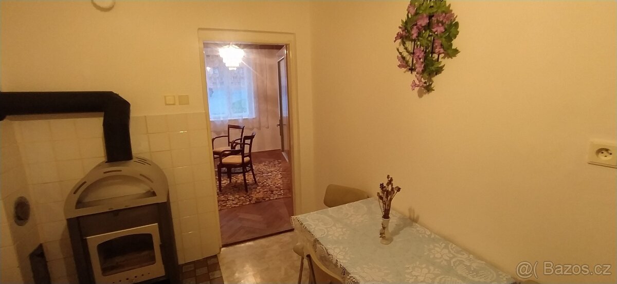 Prodej řadového rodinného domu na Rusavě, ev.č. 26949 - 10