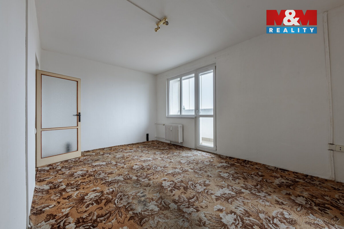 Prodej bytu 3+1, 58 m², Nová Role, ul. Chodovská - 10