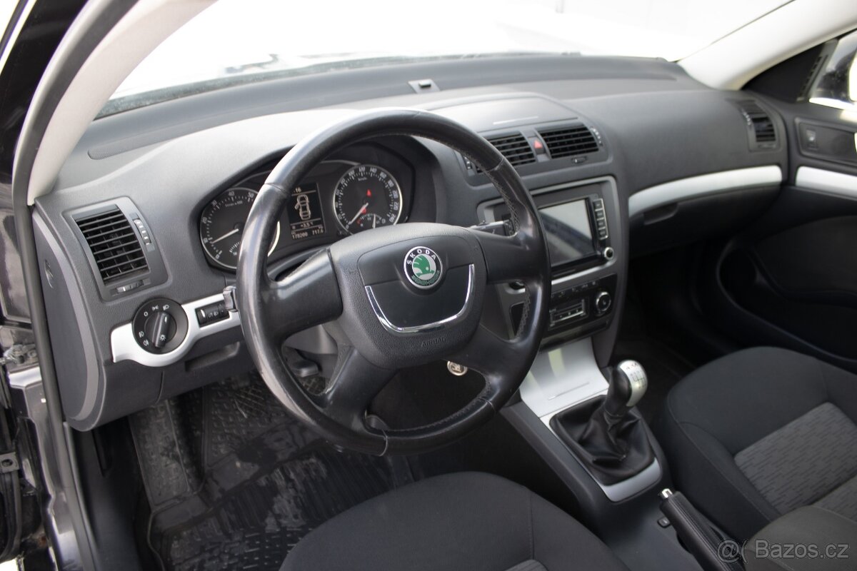Škoda Octavia Combi 1.8 TSI Ambiente. - 10