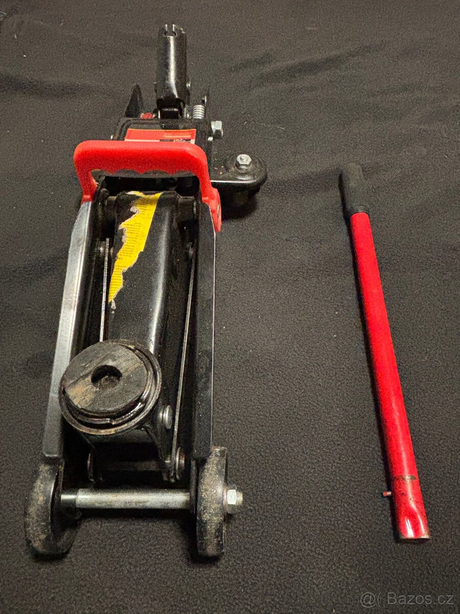 Vybavení dílny - 10